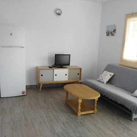 Rural Izan Apartment *